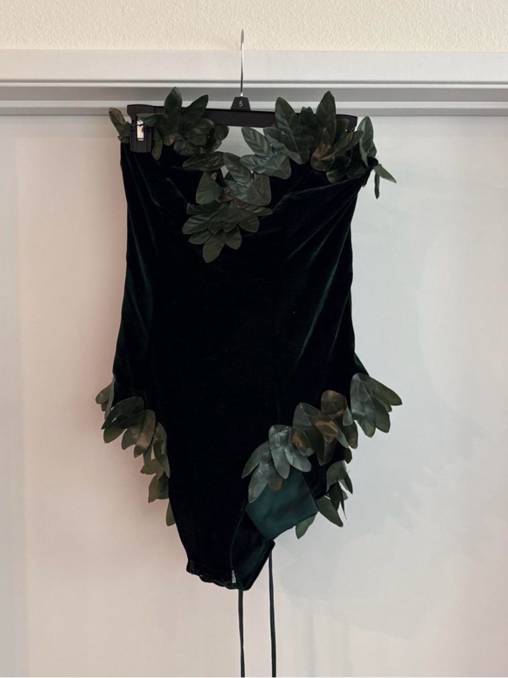 Vintage Dark Green Velvet Leaf Trim Bodysuit - Picture 7 of 8